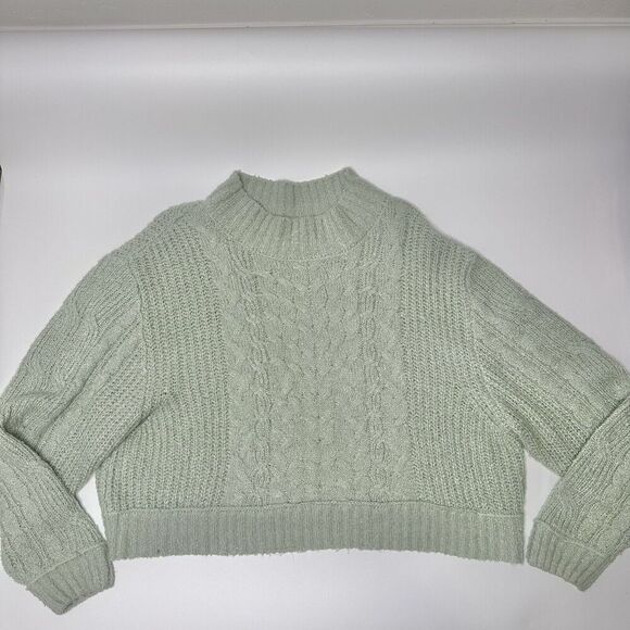 Hyfve Size Medium Oversized Cropped Sweater Mint Green Very Soft 100% Acrylic - Picture 1 of 9
